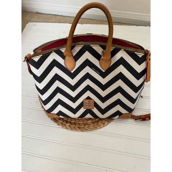 Dooney & Bourke Chevron Leather Satchel Bag Black and White Geometric - Picture 2 of 9